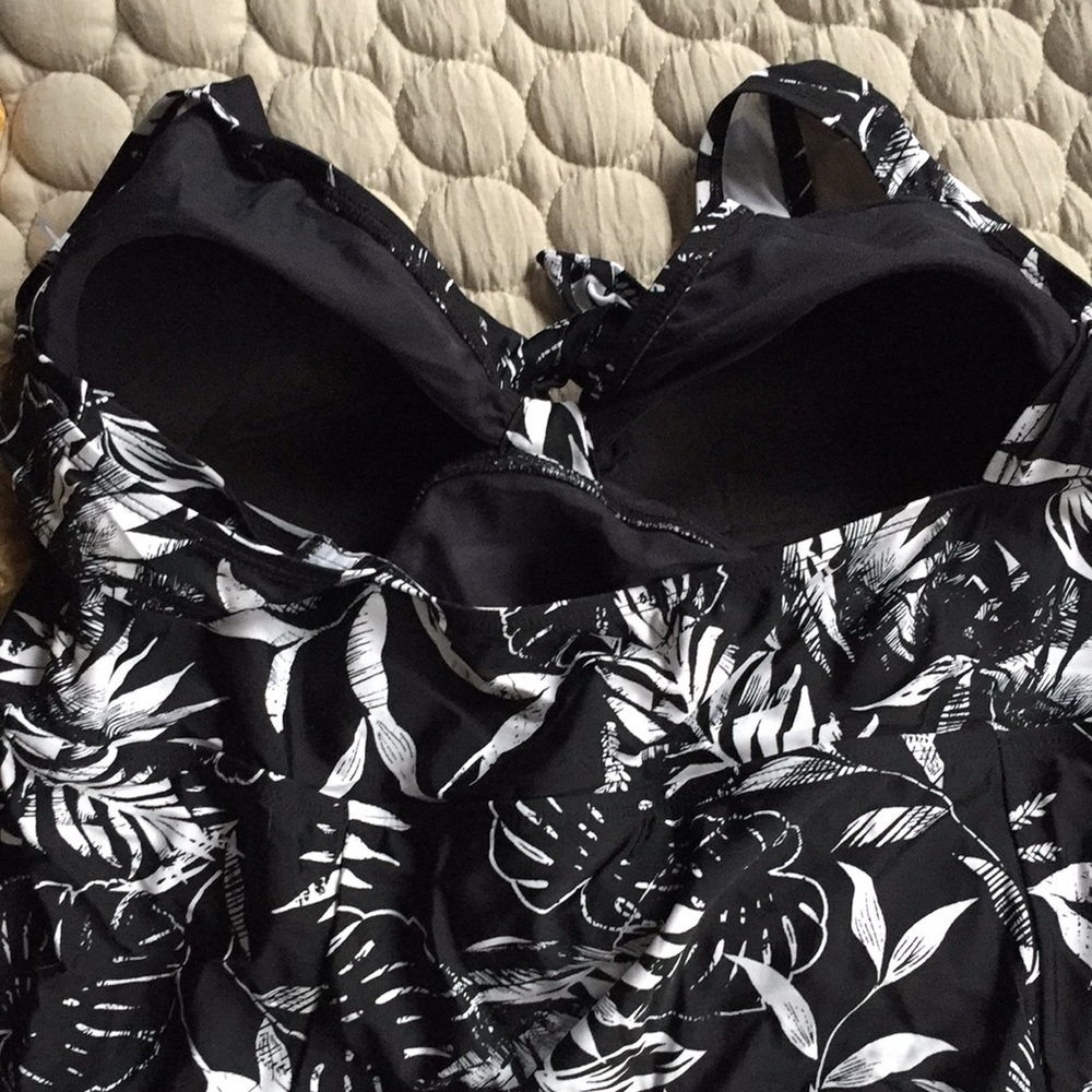 NWT Swimsuits for all one piece - Picture 6 of 11